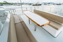 ทัวร์ล่องเรือยอร์ชเกาะไม้ท่อน เกาะพีพี Sunset Cruise Power Catamaran
