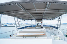 ทัวร์ล่องเรือยอร์ชเกาะไม้ท่อน เกาะพีพี Sunset Cruise Power Catamaran